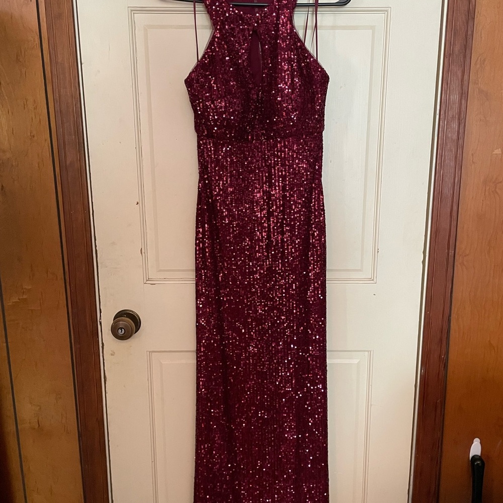 Morgan and Company NWT size 7 color Merlot